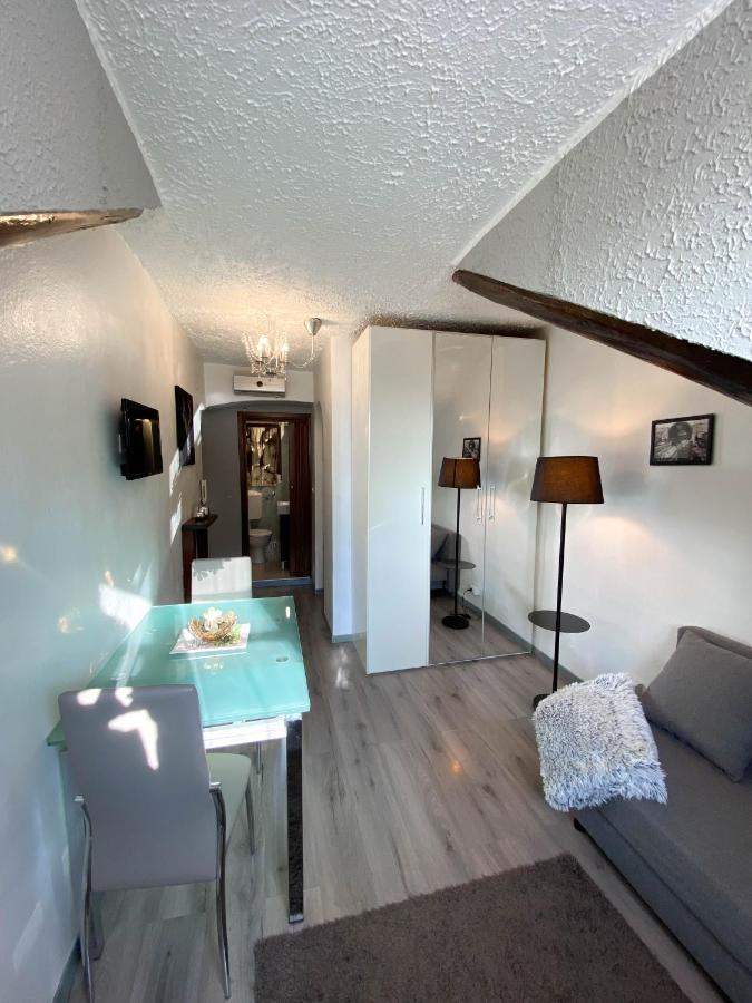 Porta Nuova Attic Room Turijn Buitenkant foto